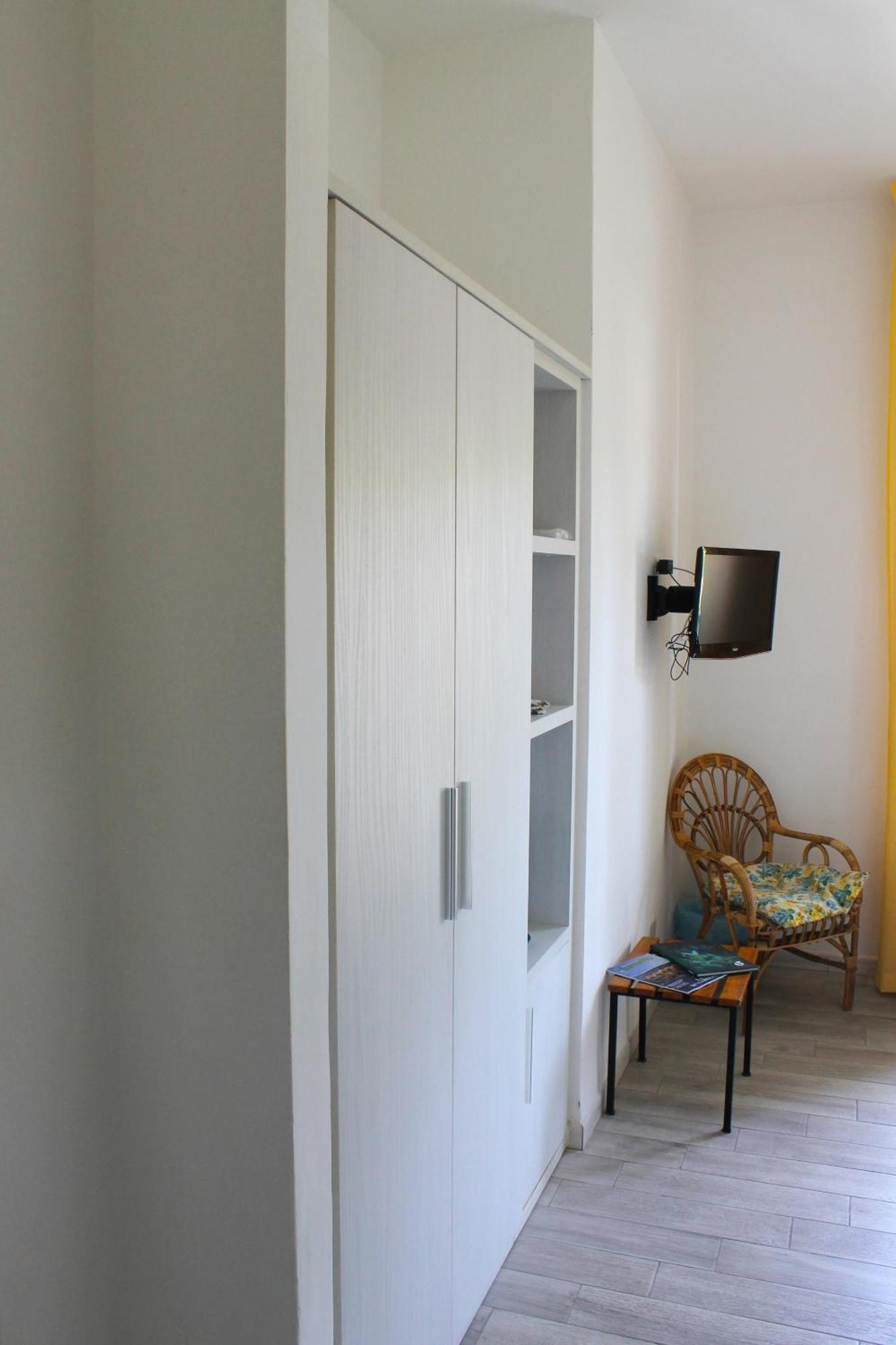 Residence Delle Nazioni Principina a Mare Exteriör bild