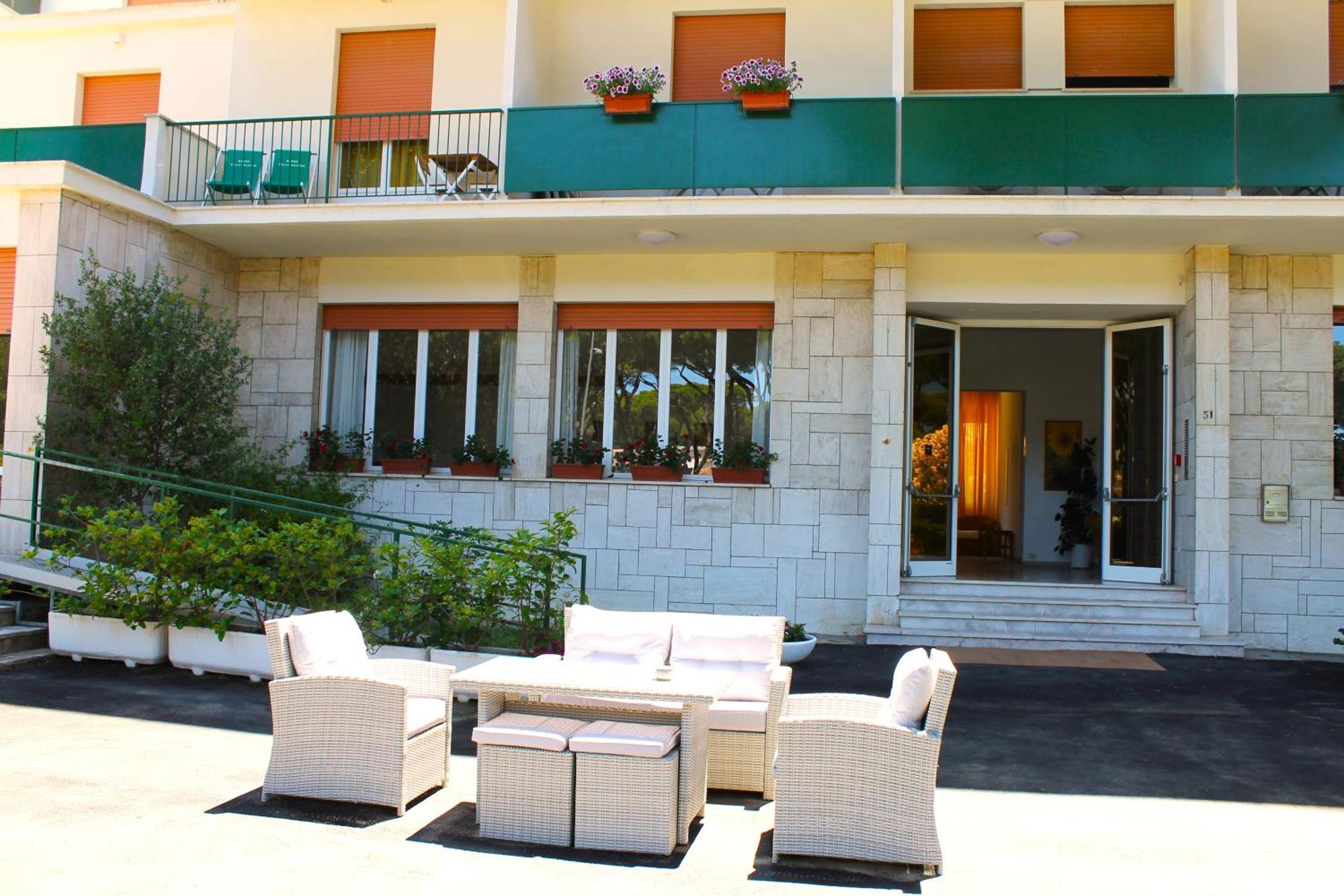 Residence Delle Nazioni Principina a Mare Exteriör bild