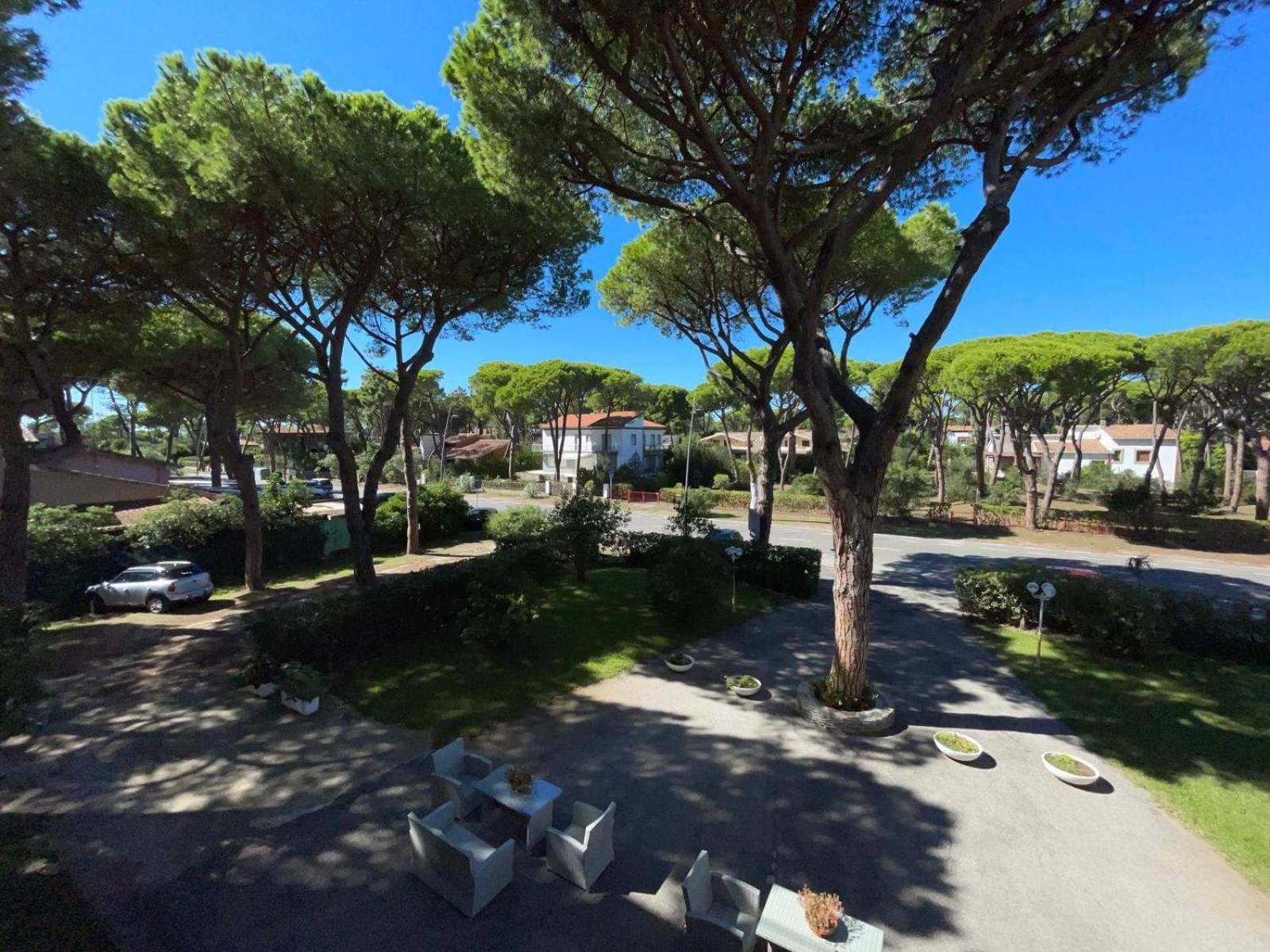 Residence Delle Nazioni Principina a Mare Exteriör bild